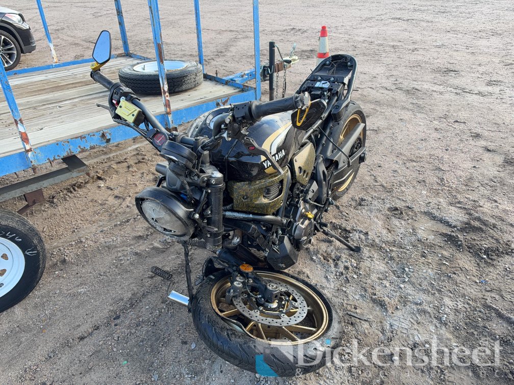 2025 YAMA XSR700 MC JYARM42E7SA000761