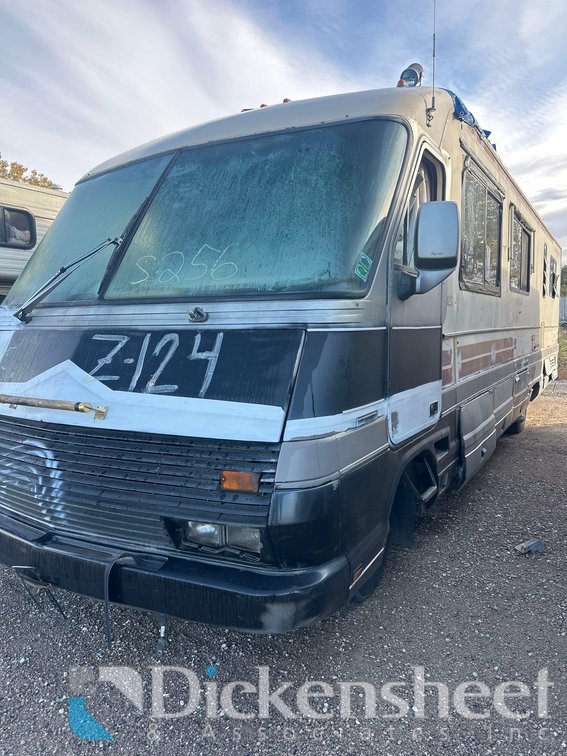 1988 CHEV P30 MT 1GBKP37W2J3333501