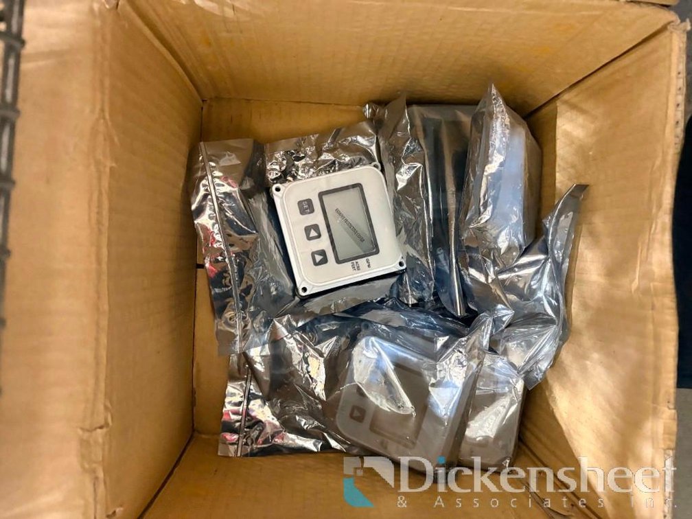 Lot of (6) FT420 Flow Meters
