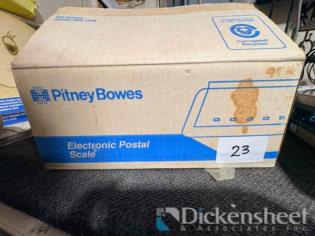 Pitney Bowes Electronic Postal Scale