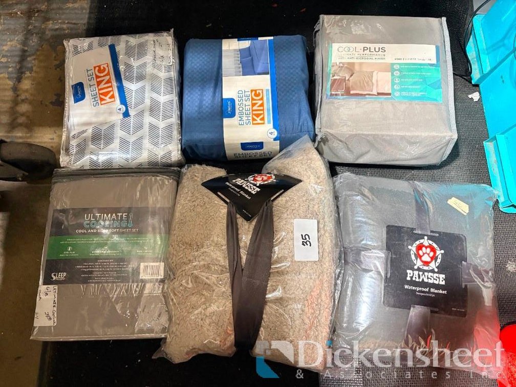 Lot of (7) Blankets or Sheets