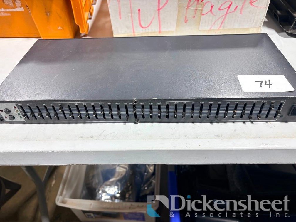 Peavey QF 131 Single-Channel, 31-Band Rackmount Graphic Equalizer