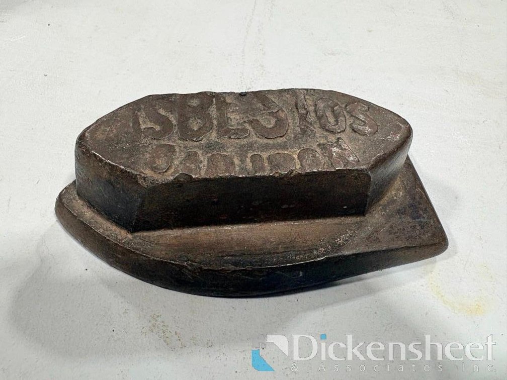 Asbestos Sad Iron 72-B