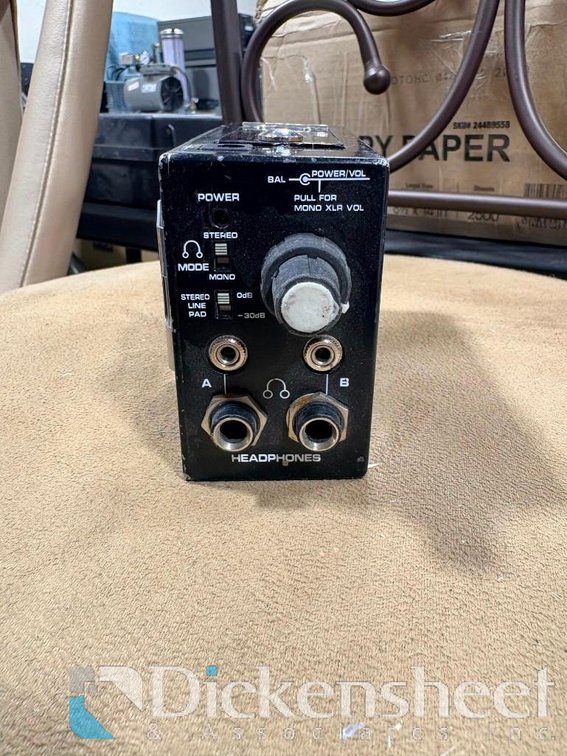 Shure FP22 Stereo Headphone Amplifier