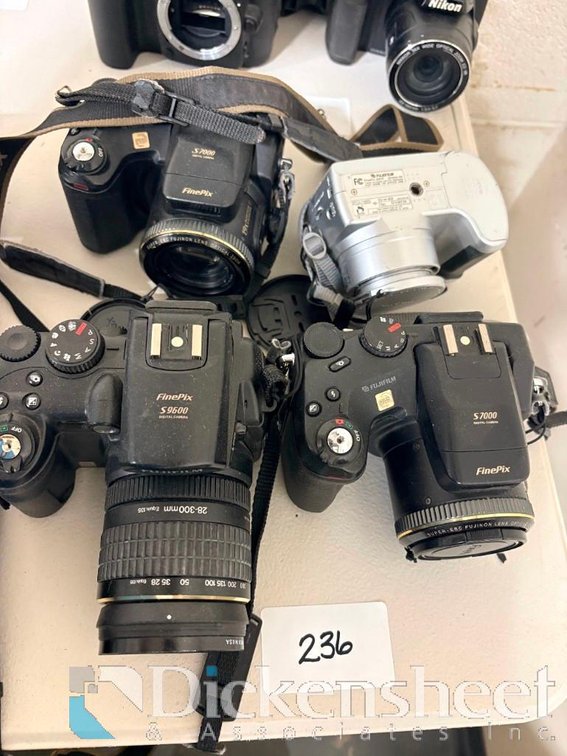 Lot of (4) Fujifilm Cameras