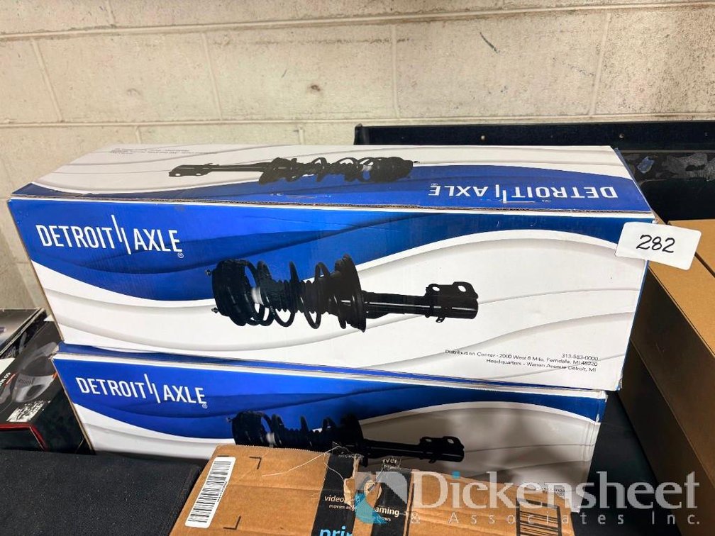 Detroit Axle Strut Assembly