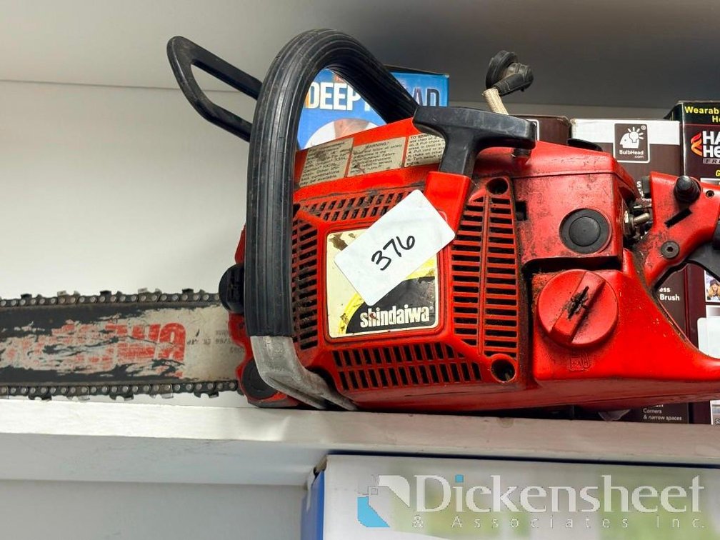Vintage Red Shindaiwa Heavy Duty Gasoline Powered Chain Saw