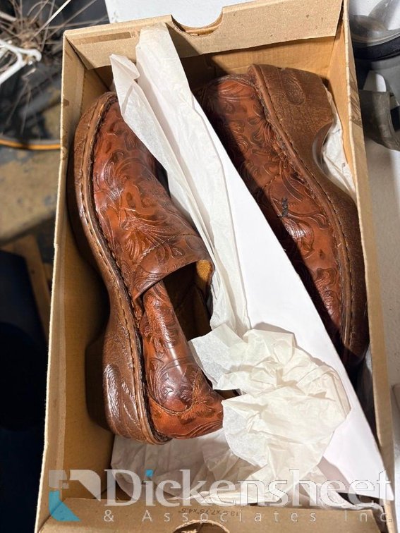 Women's BOC Shoes