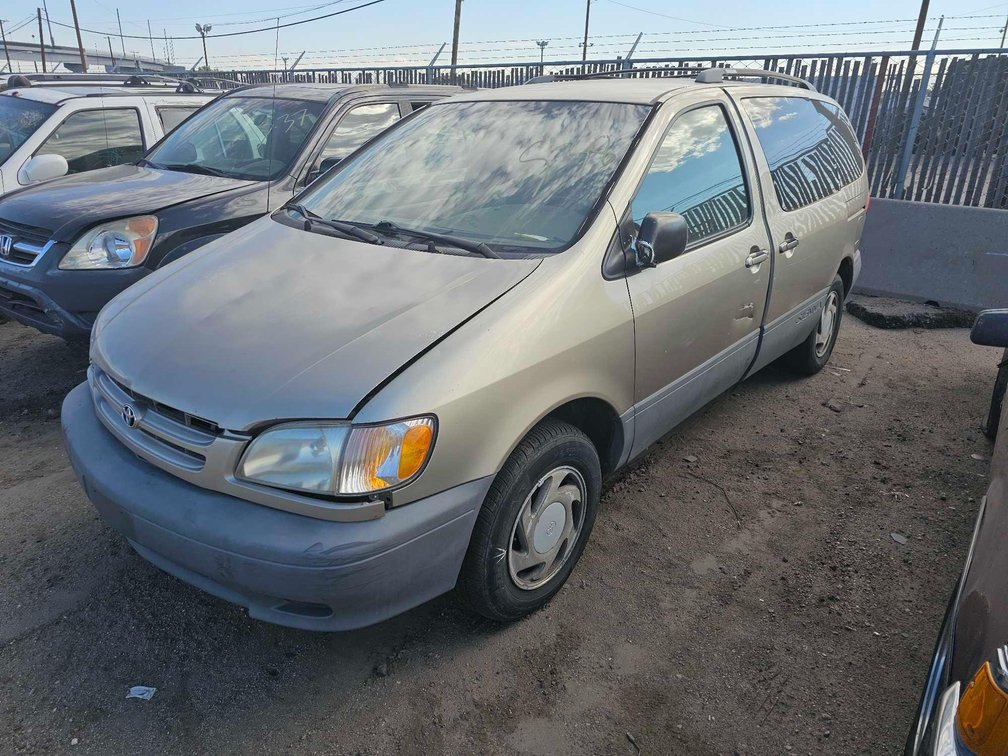 2001 TOYT SIENNA PV 4T3ZF13C01U341820