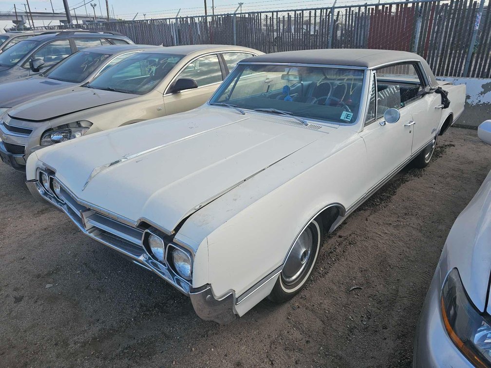 1966 OLDS 98 4D 338396Z105725