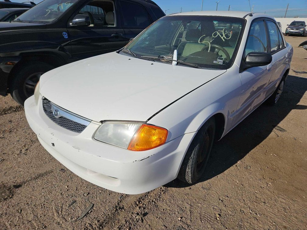 2000 MAZD PROTEGE 4D JM1BJ2220Y0237647
