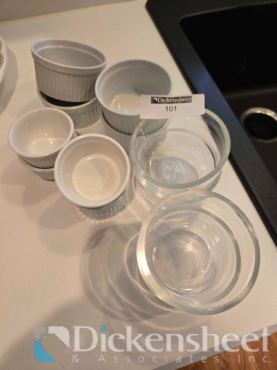 SET OF (8) RAMEKINS AND (4) TWO CUP STORAGE BOWLS 