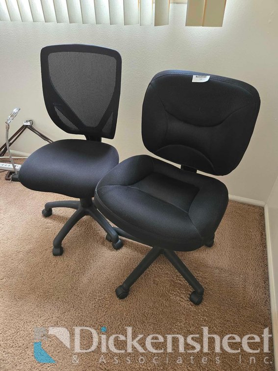 LOT OF (2) BLACK FIVE STAR BASE OFFICE CHAIRS