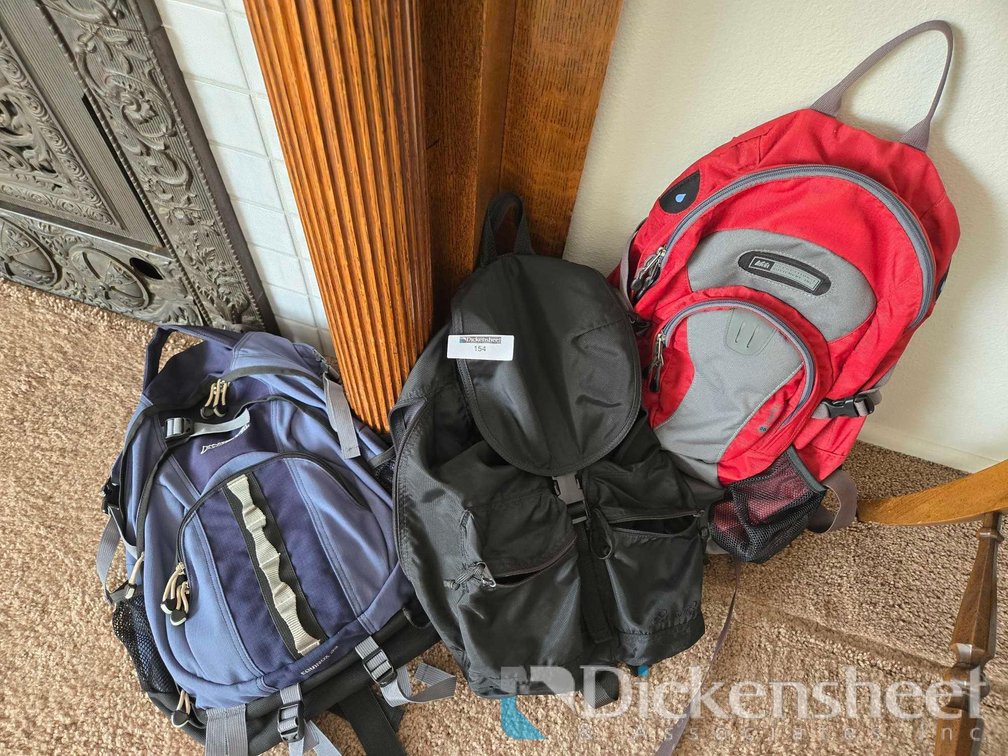 BACKPACK LOT