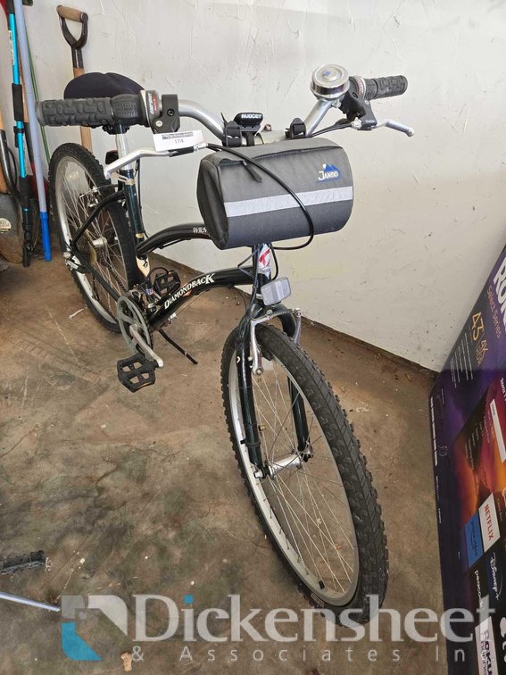 DIAMONDBACK WILDWOOD BIKE 