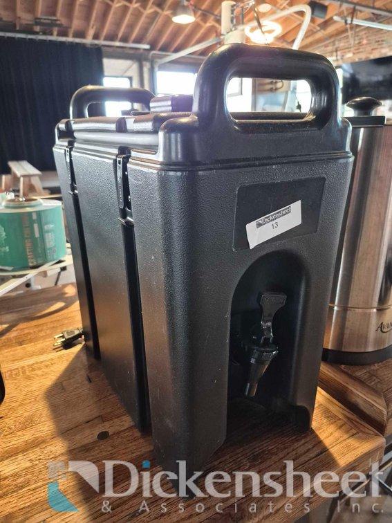 LIQUID DISPENSER 