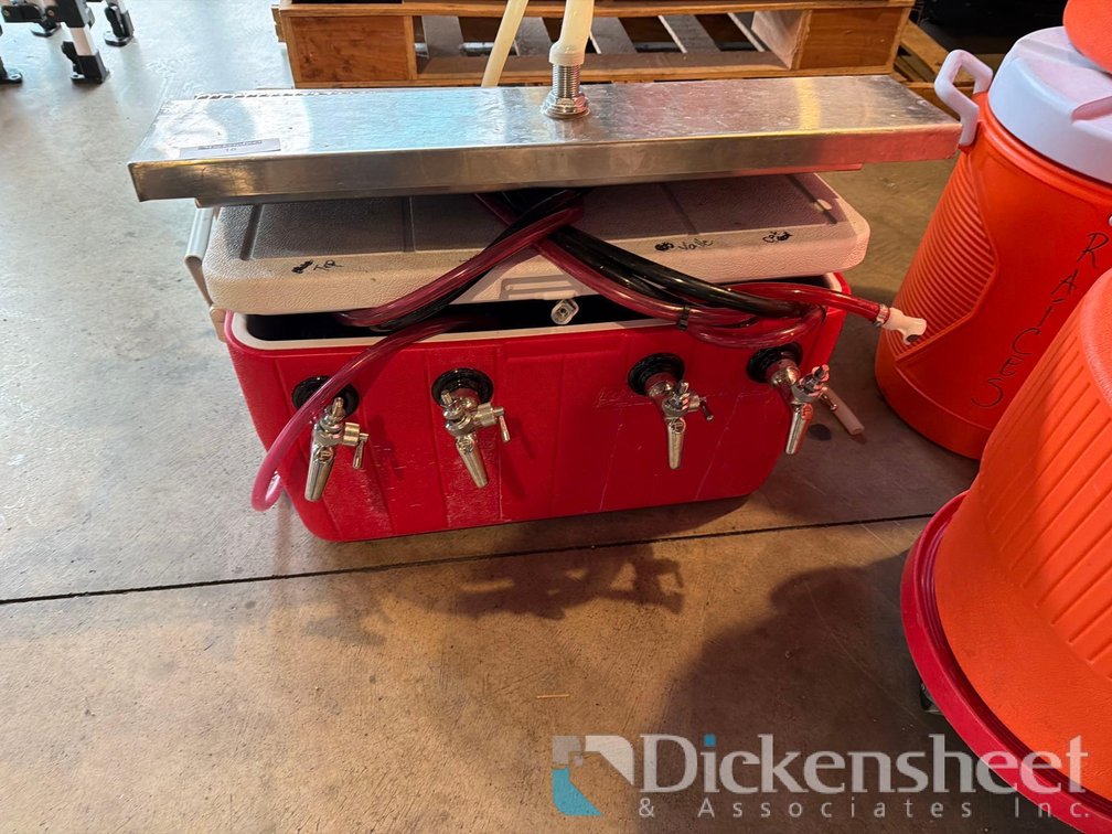 PORTABLE KEG COOLER