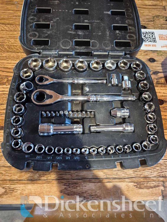 HUSKY 55 PIECE TOOL SET IN CASE