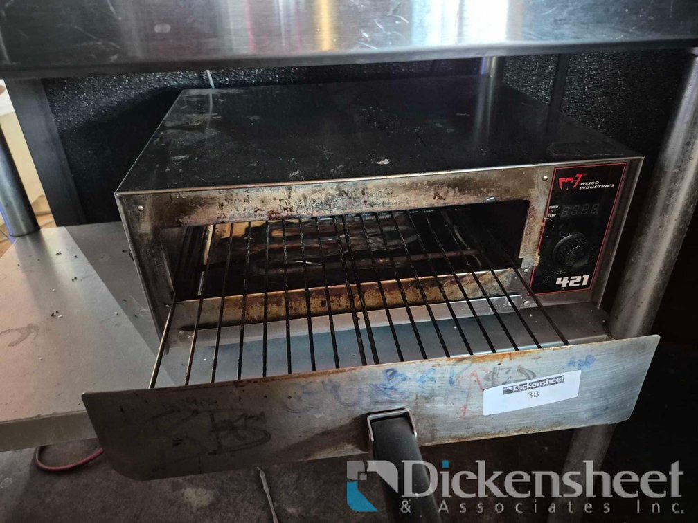 WISCO 421 PIZZA OVEN 