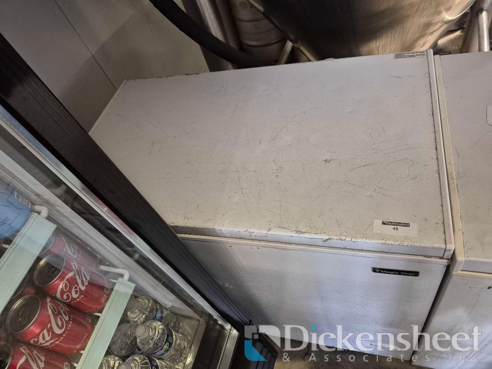 MAGIC CHEF CHEST FREEZER WITH CONTENTS 