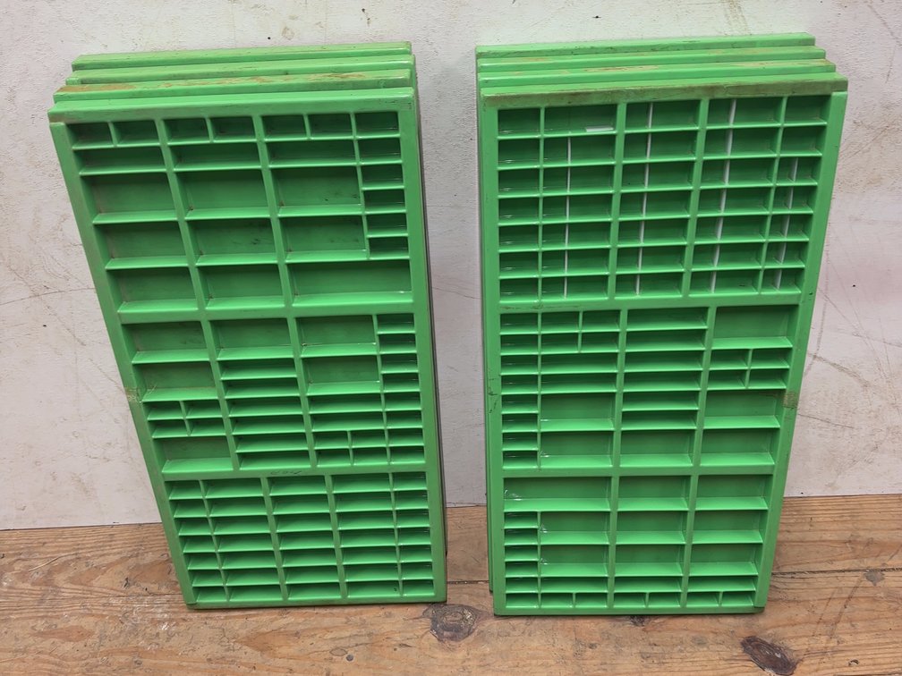 8 Plastic Type Transfer Cases