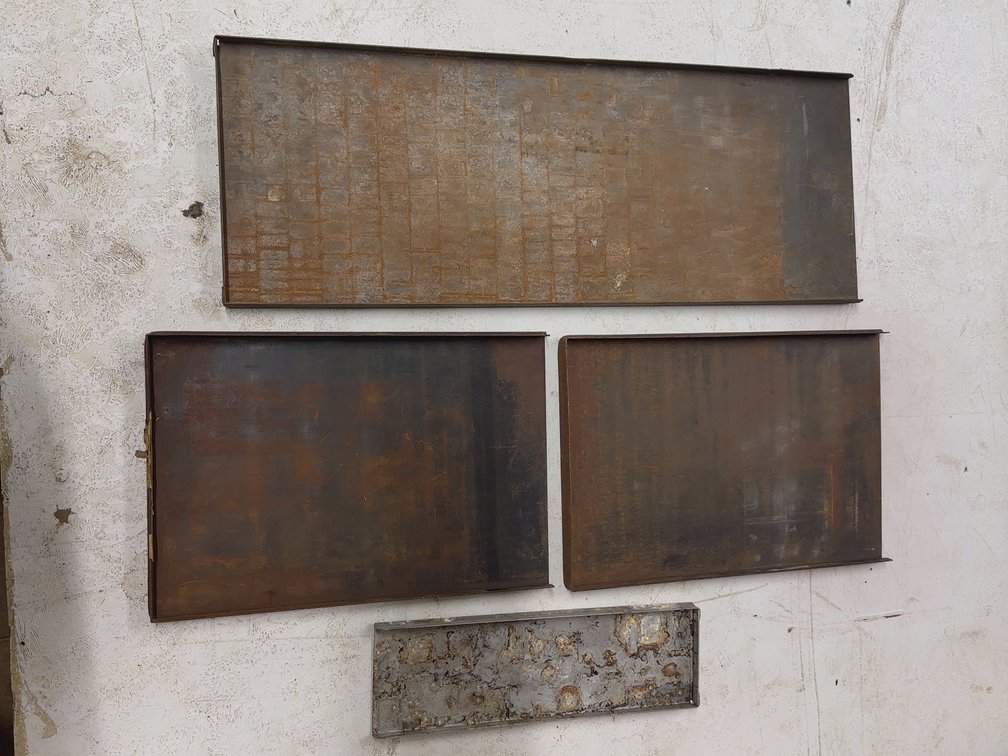 4 Galley Trays