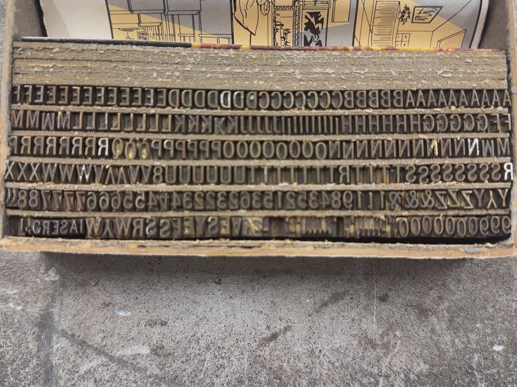 16 Pt Brass Type