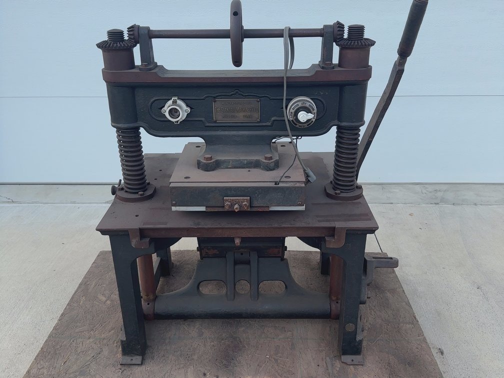 Standard Machinery Co. Arming Press