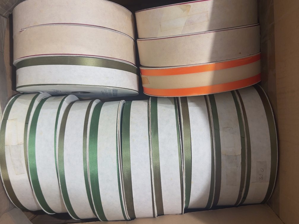 Mixed Color Scher Ribbon