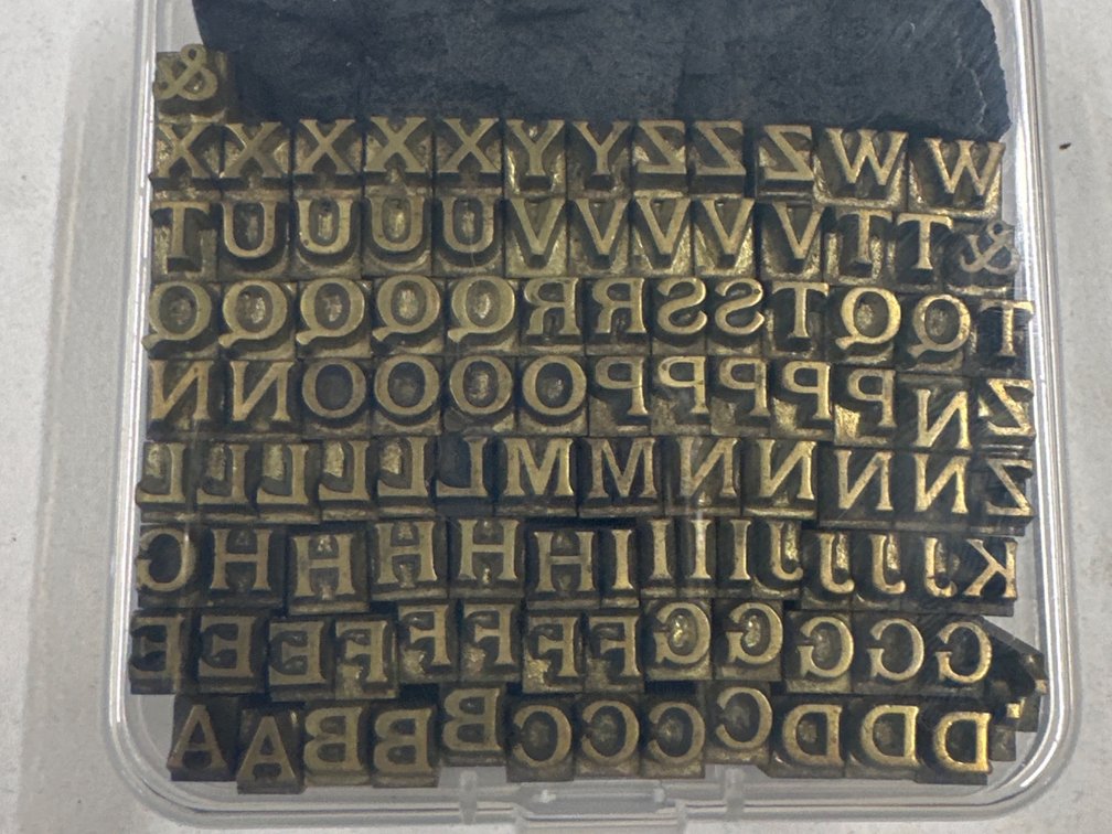 18 Pt Brass Type