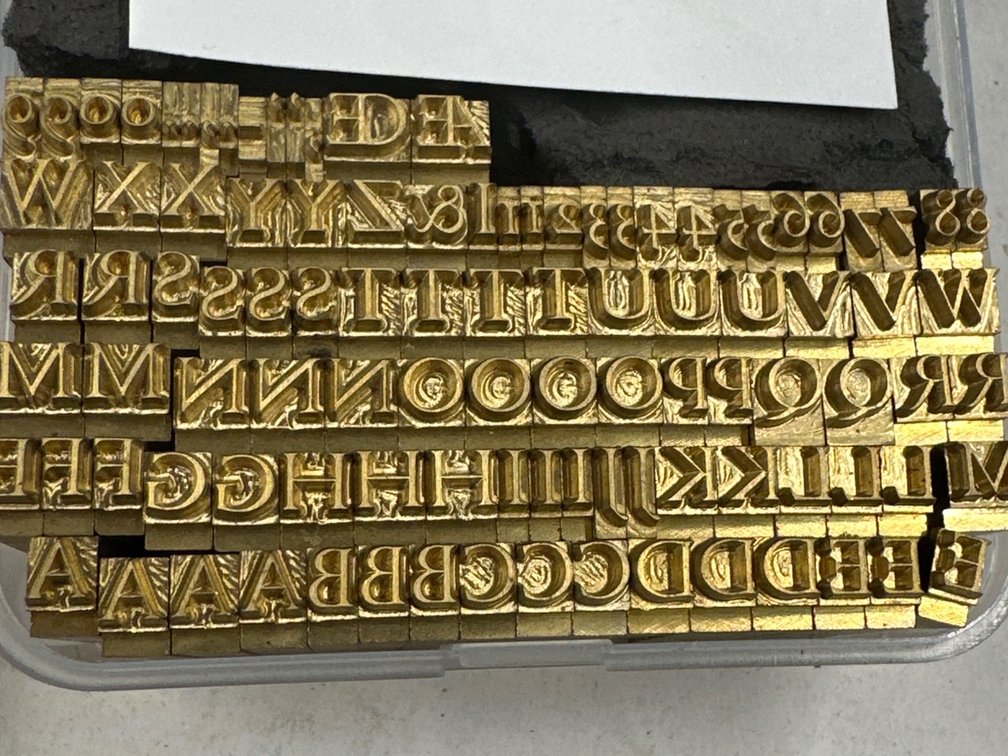 18 Pt Centaur Brass Type