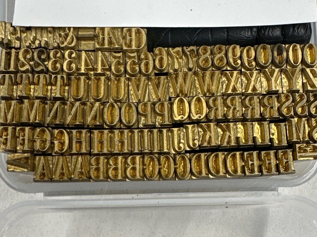 16 Pt Elizabethan Brass Type