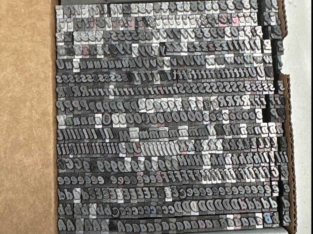 24 Pt Lead Type