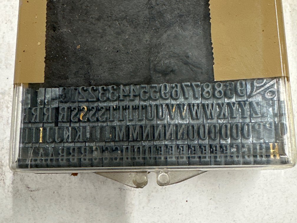 12 Pt Lead Type