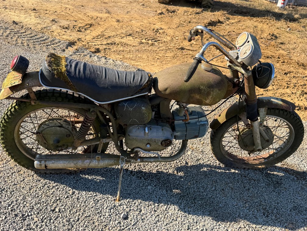 Harley Davison Motor Cycle