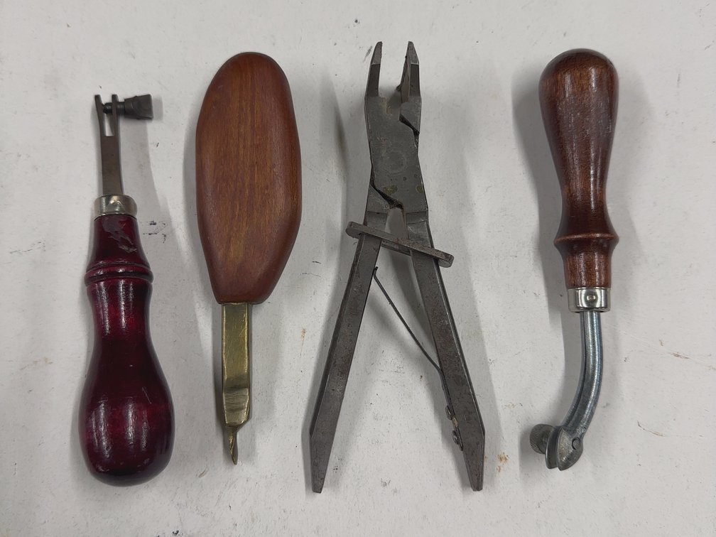 4 Tools