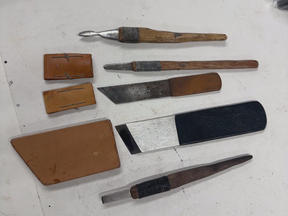 5 Knives