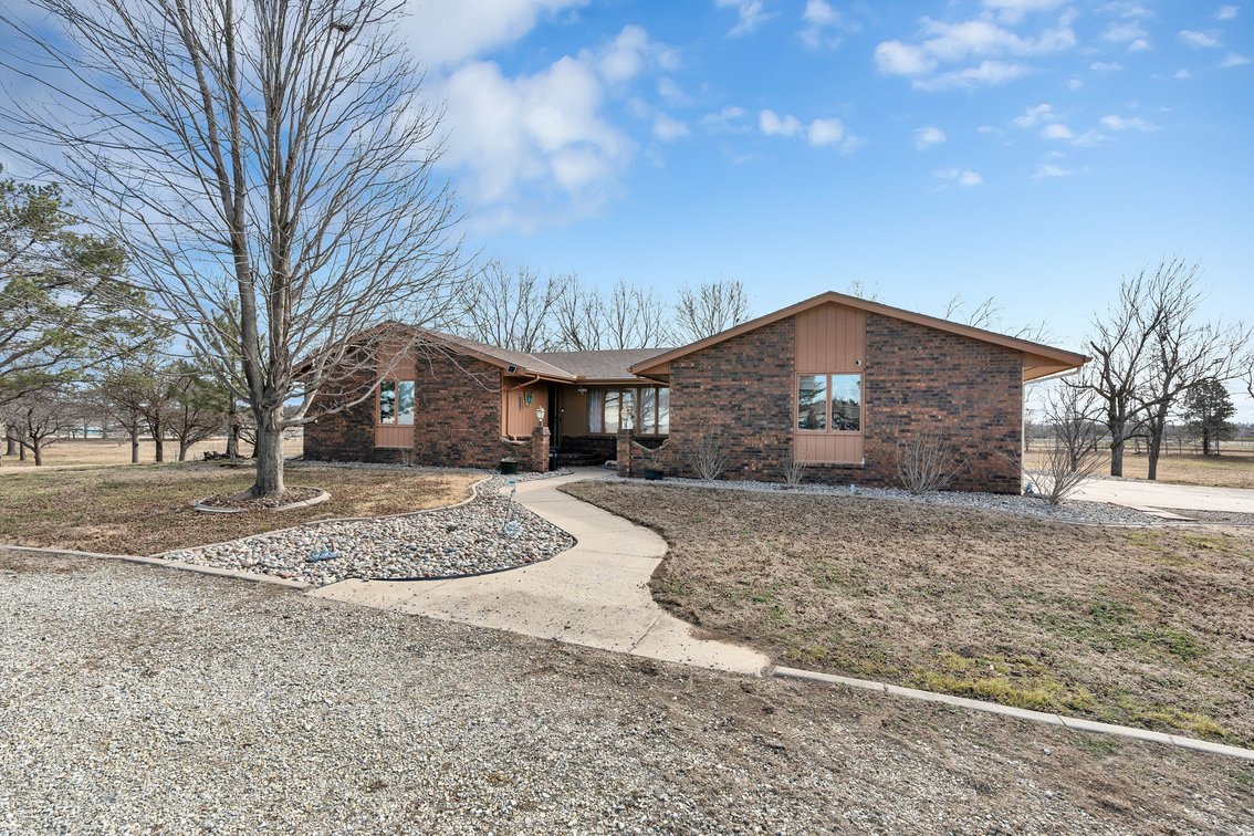 Kechi Rd House