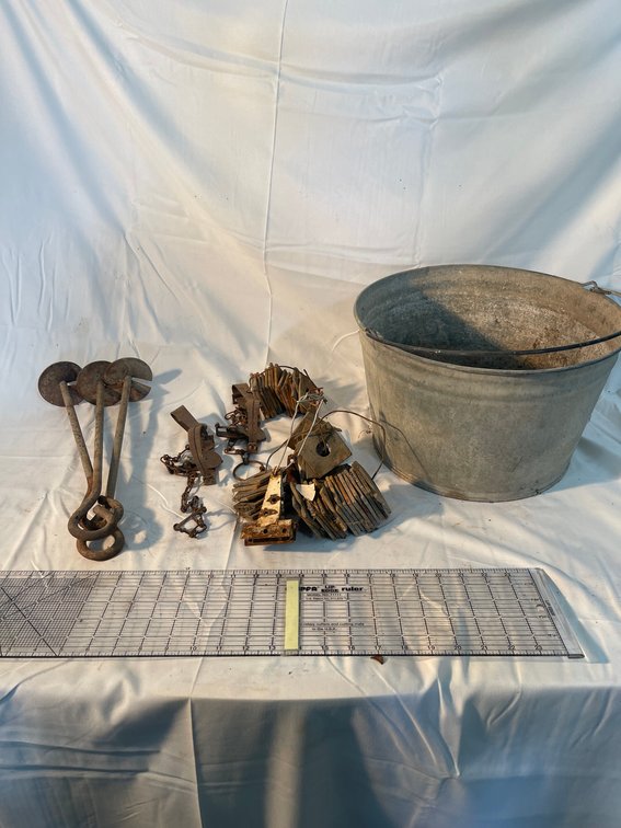 Lot 73