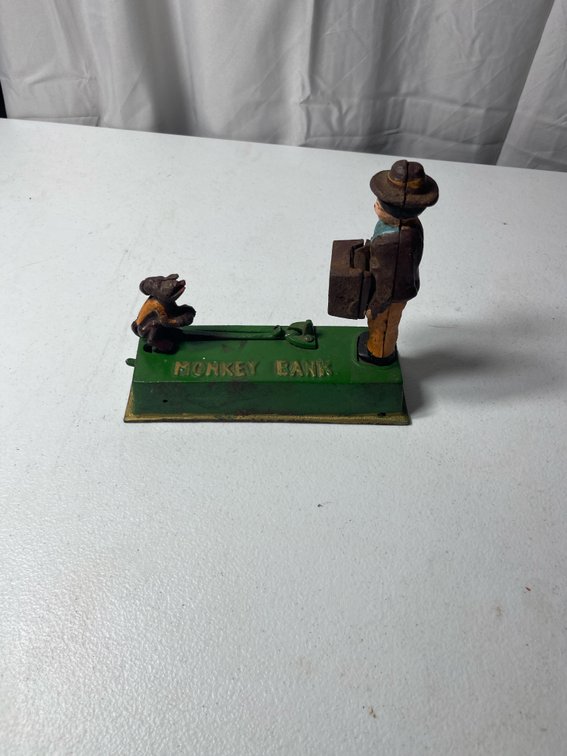 Lot 19