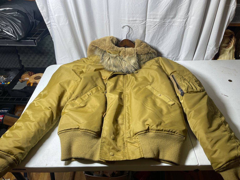 Lot 76