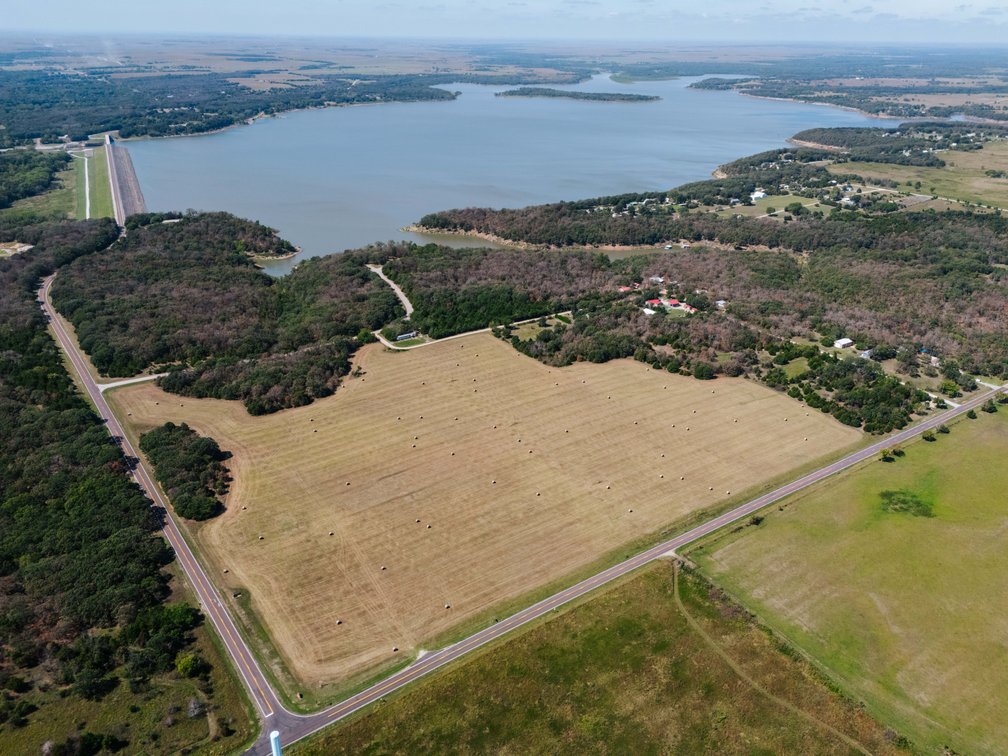 Toronto Lake Land