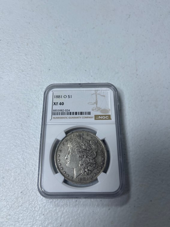 Lot 422