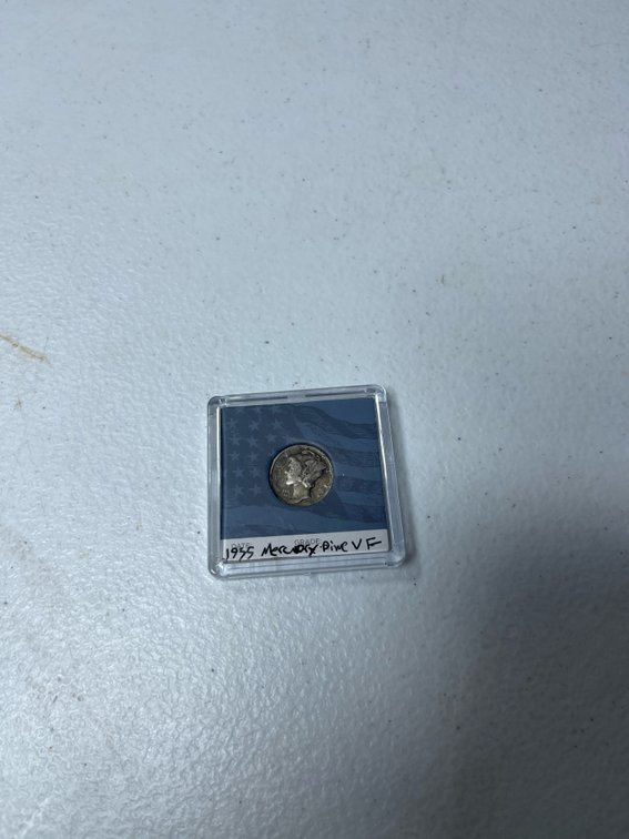 Lot 425