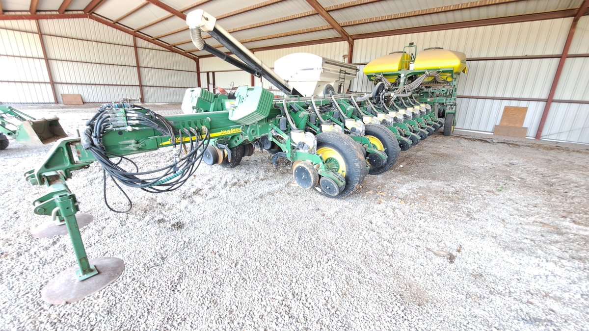 2014 John Deere 1770NT
