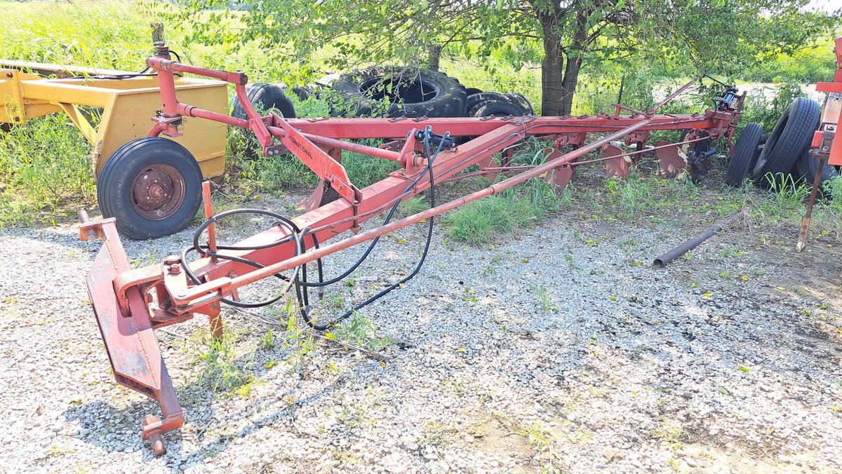 International  6-18”  Plow
