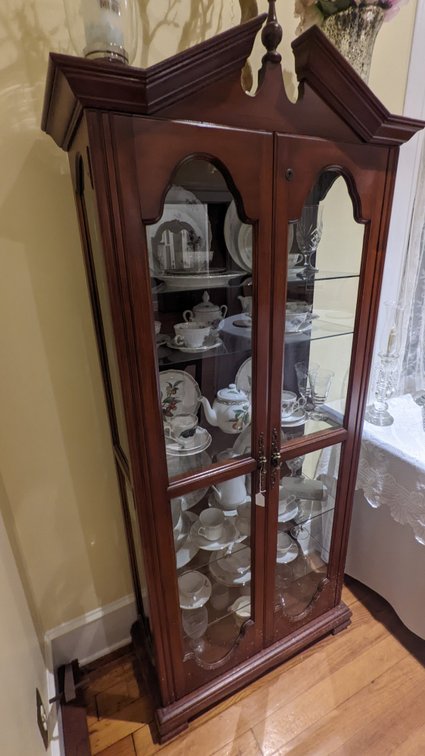 China Cabinet amd China