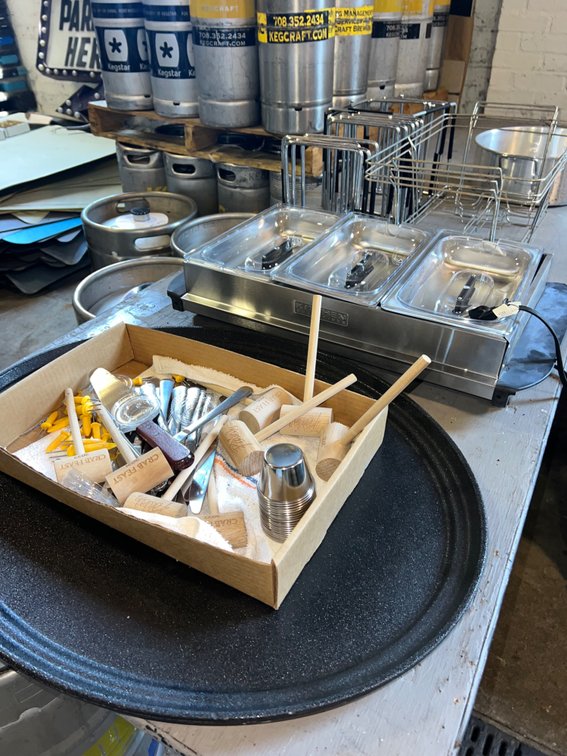 Lot of Various Smallwares