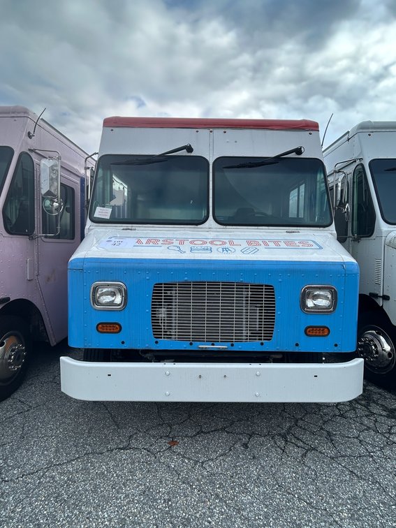 Image for AZ, CA, WA: Food Truck & Food Trailer Fleet Reduction