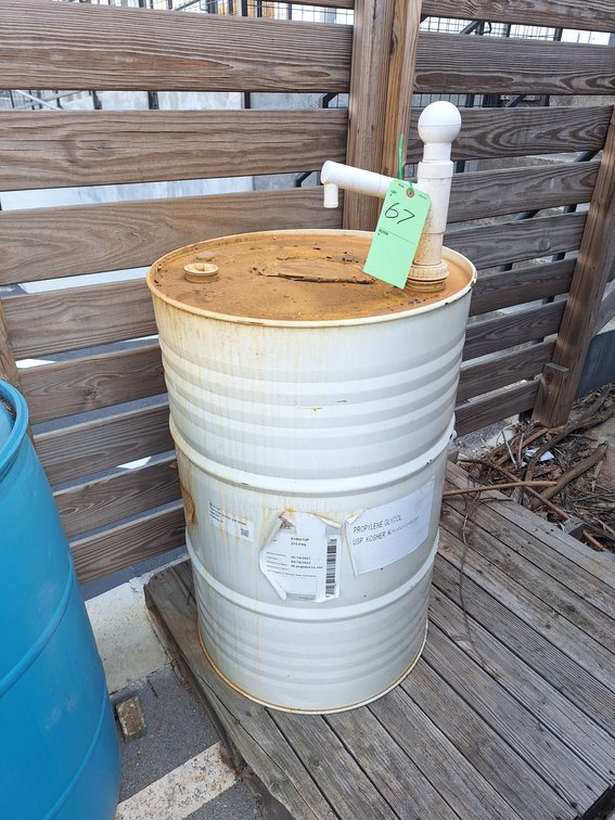 Glycol Drum with Hand Pump